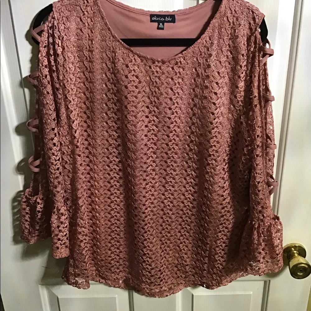 NWT beautiful blouse